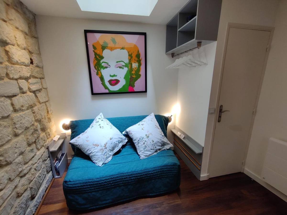 Romantic Tiny House Inside Montmartre Paryż Zewnętrze zdjęcie